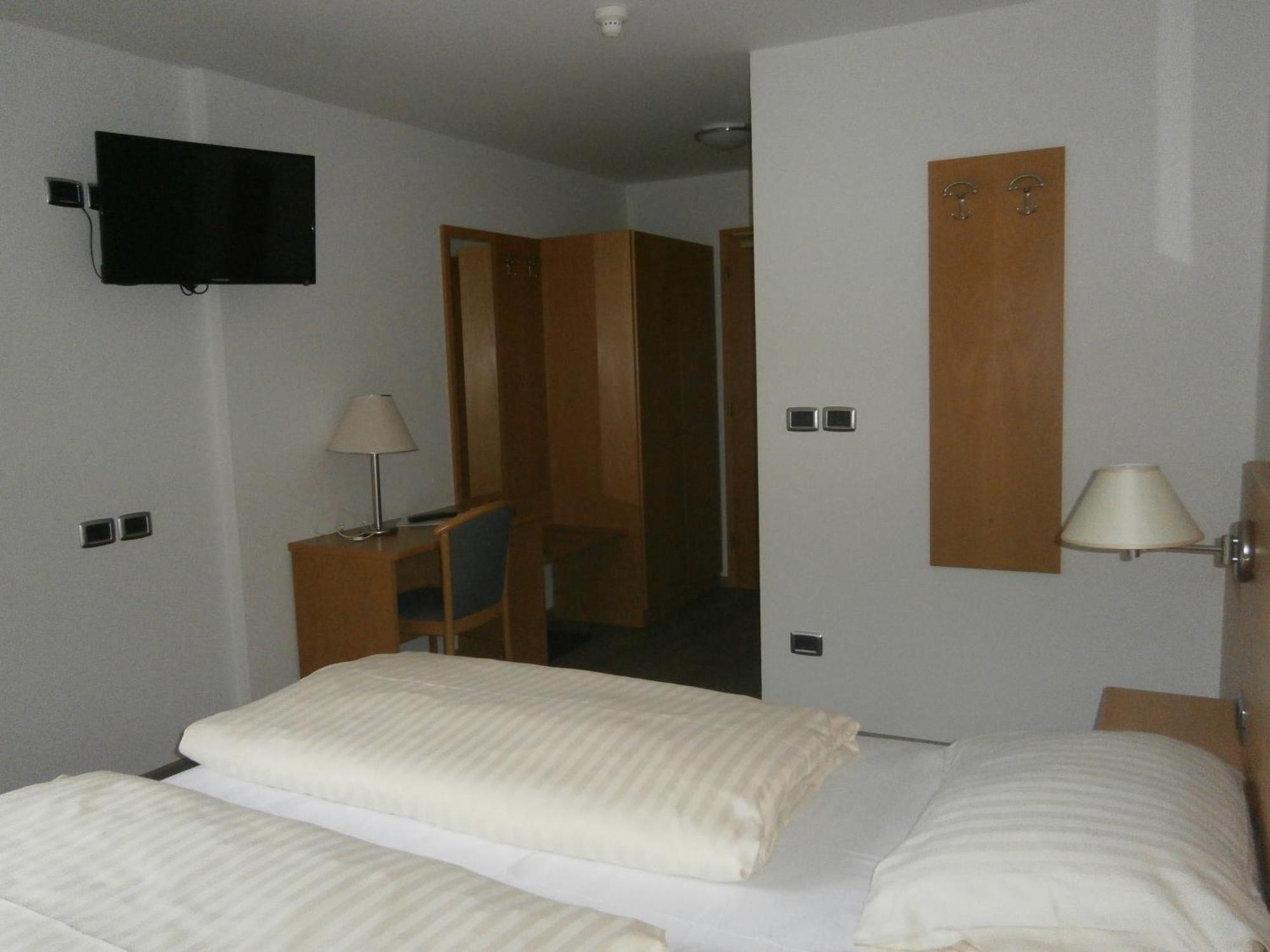 Hotel Schoelzhorn Superior Racines Quarto foto