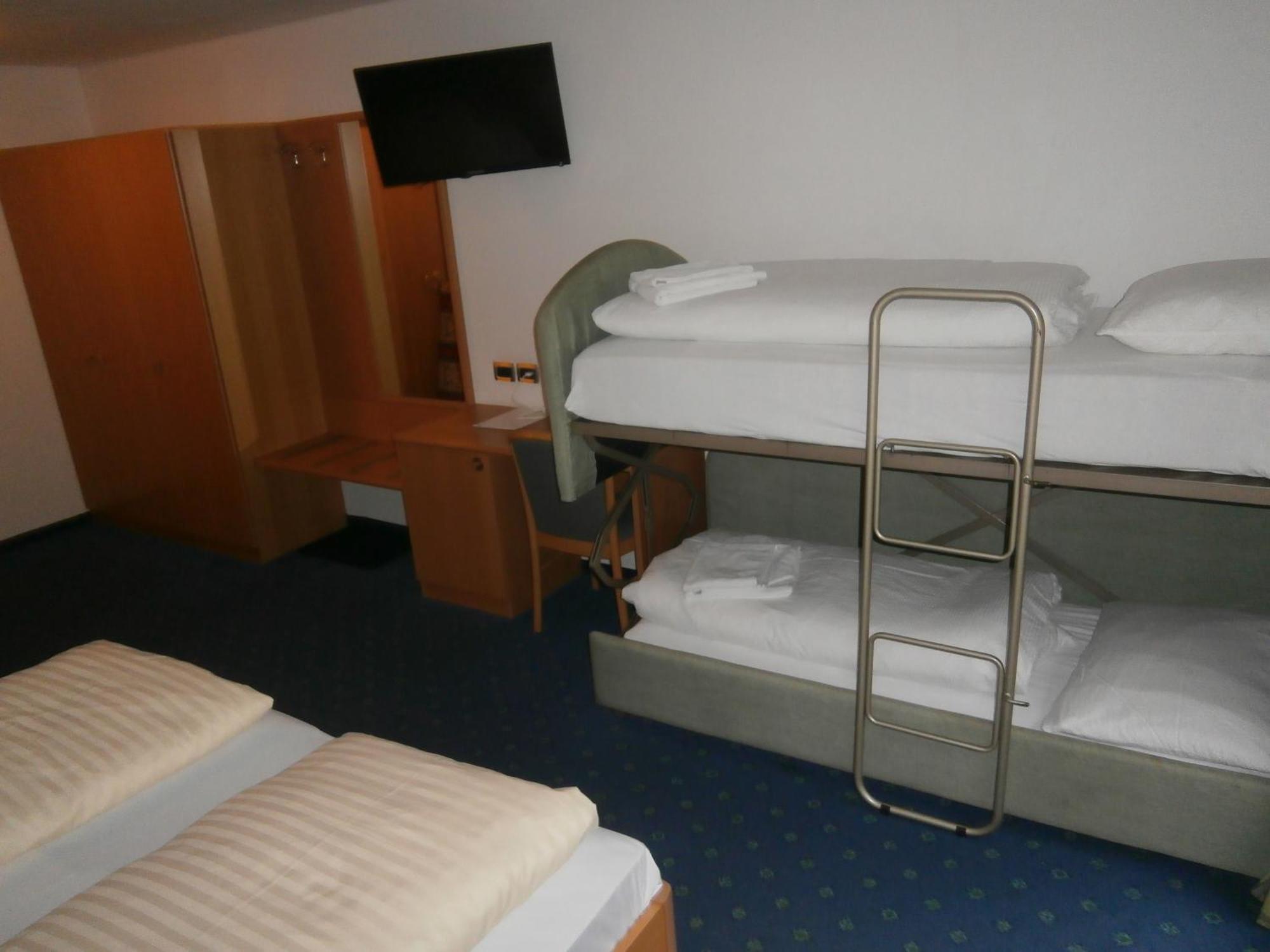 Hotel Schoelzhorn Superior Racines Quarto foto